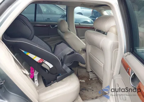 2003 Cadillac Deville Standard z USA, uszkodzony, nr VIN 1G6KD54Y63U242009